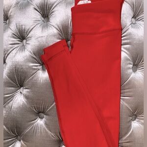 Lululemon leggings RED colour size 2 Excellent condition worn few times.